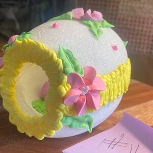 Panoramic Peekaboo Easter Egg #16